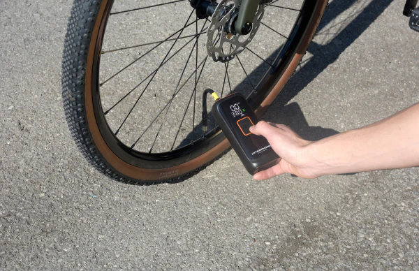 SMART AIR PUMP - COMPRESSORE PORTATILE PER MOTO, AUTO E BICI - Image 5