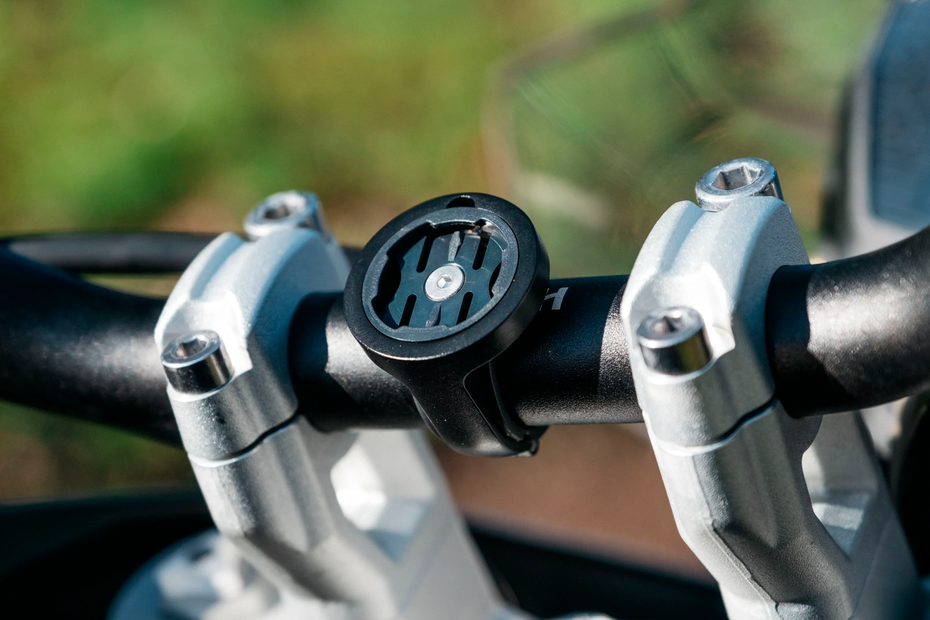 SUPPORTO BAR CLAMP PER DISPLAY BEELINE - Image 3